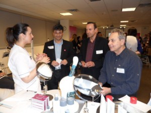 Skin Expert Displays the Shave System